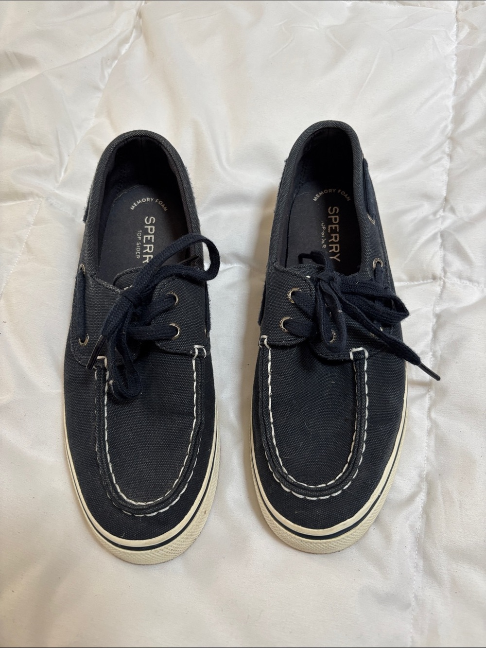 Sperry women’s Navy Canvas Classic Boat Shoes